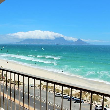 Blouberg Beachfront Apartment Bloubergstrand Eksteriør bilde
