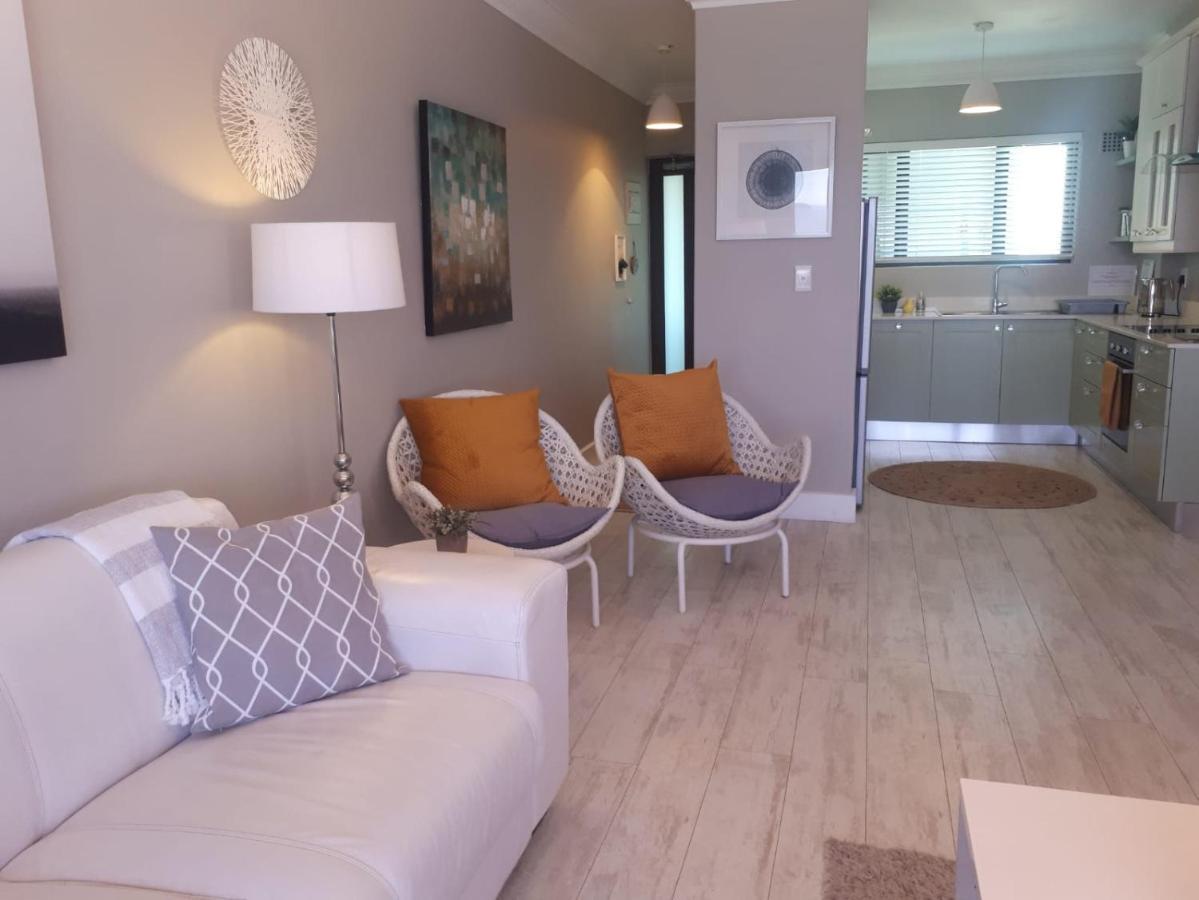 Blouberg Beachfront Apartment Bloubergstrand Eksteriør bilde