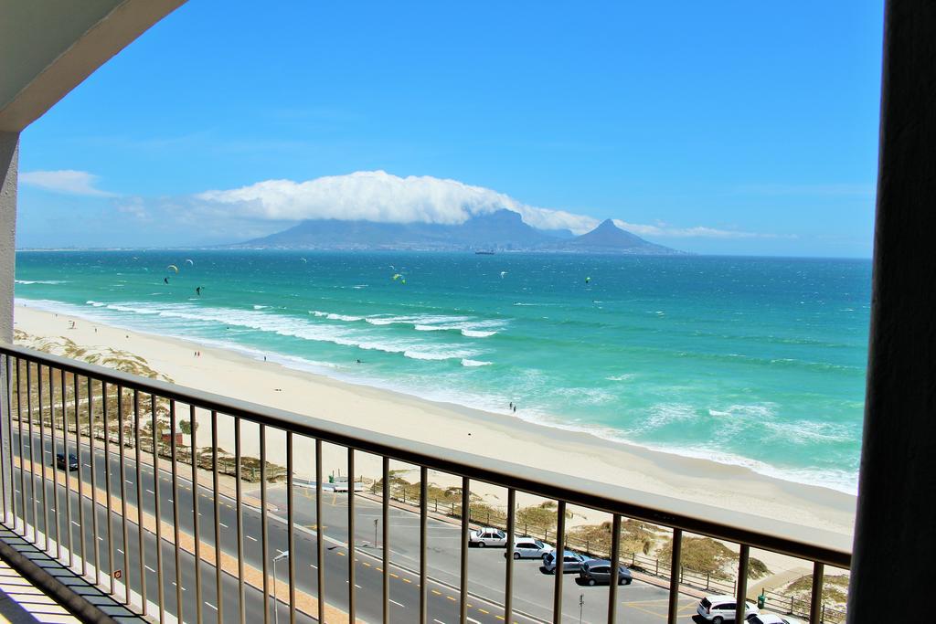 Blouberg Beachfront Apartment Bloubergstrand Eksteriør bilde